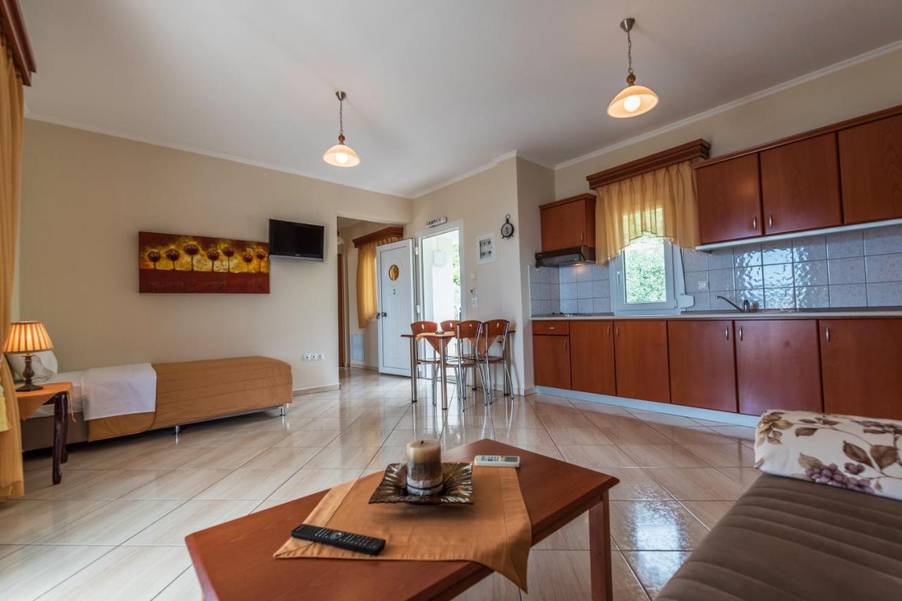 Anna Apartments Chrisi Ammoudia Exterior foto